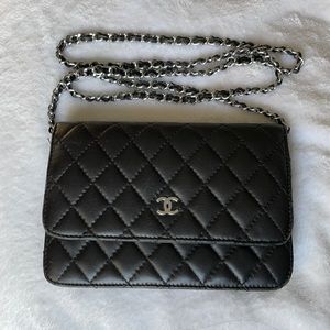 Chanel wallet chain